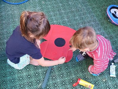 1590100247zaraand and arlo making poppy (2).jpg